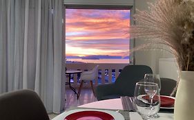Stephanie'S Place - Charming Apartment With Sea View